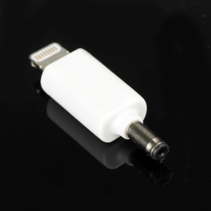 External Power Bank Charge Adapter for iPhone 5 iPod Touch 5 Nano 7 - White