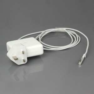 Apple 85W AC MagSafe Power Adapter for MacBook Pro 15-inch and 17-inch - UK Plug