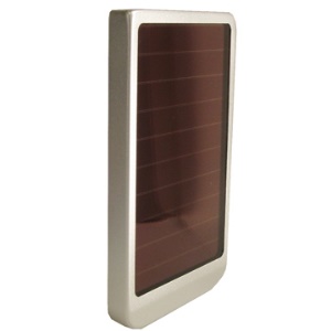 Solar Powered Battery charger for Mobile phone Camera PDA MP3 MP4 (2600mAh)