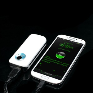 5600mAh External Battery Backup Power Bank Charger for iPhone iPod Samsung HTC LG Sony - White