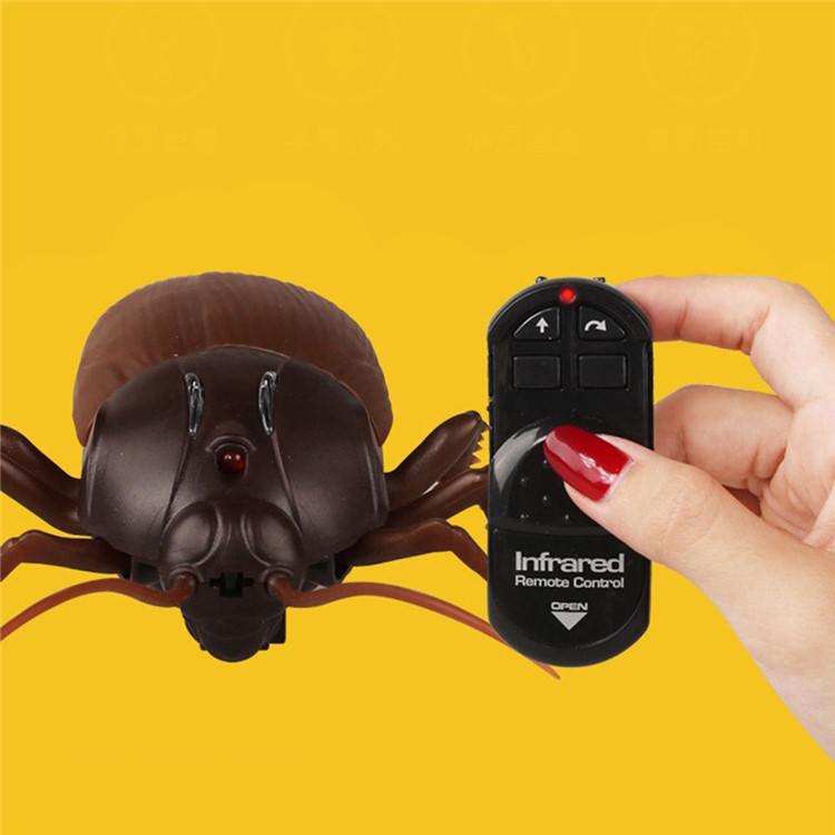 Funny Simulation Infrared RC Remote Control Scary Creepy Insect Toy - Cockroach-6