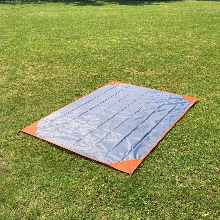 Outdoor 200 x 150cm Waterproof Picnic Mat with Four Pegs - Orange-1