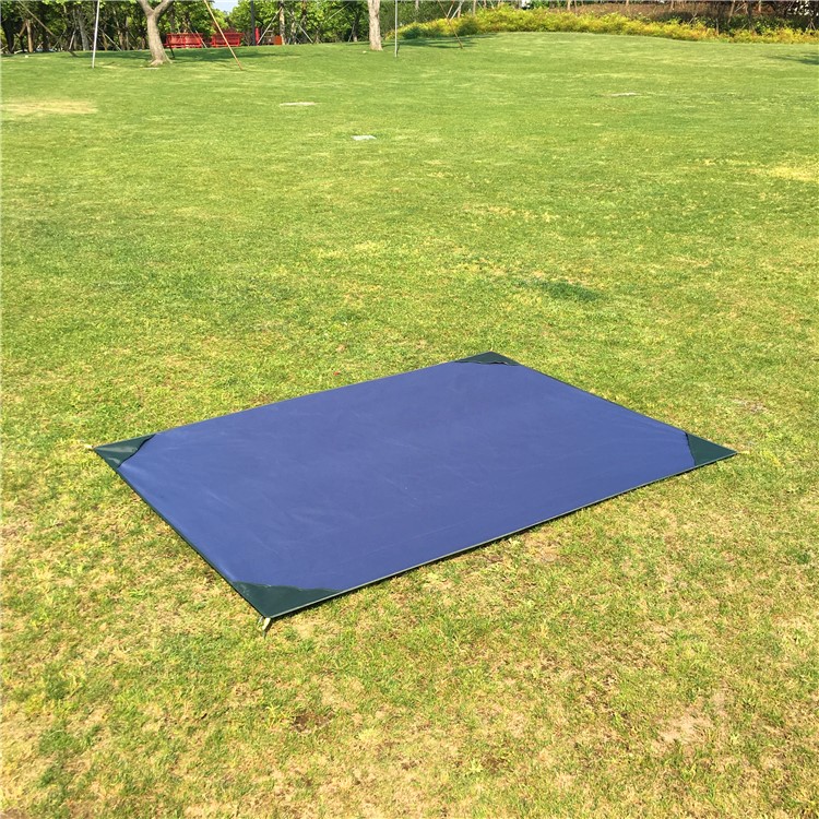 Thickened Picnic Blanket Moisture-proof Mat Pad (200 x 150cm) with Four Pegs - Blackish Green-1