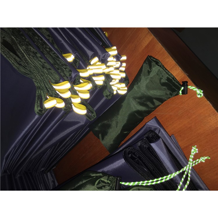 Thickened Picnic Blanket Moisture-proof Mat Pad (200 x 150cm) with Four Pegs - Blackish Green-10