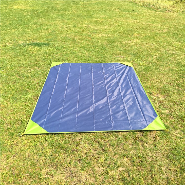 Large Camping Mat Pad Water-Resistant Picnic Blanket (200 x 150cm) with Four Pegs - Light Green-4