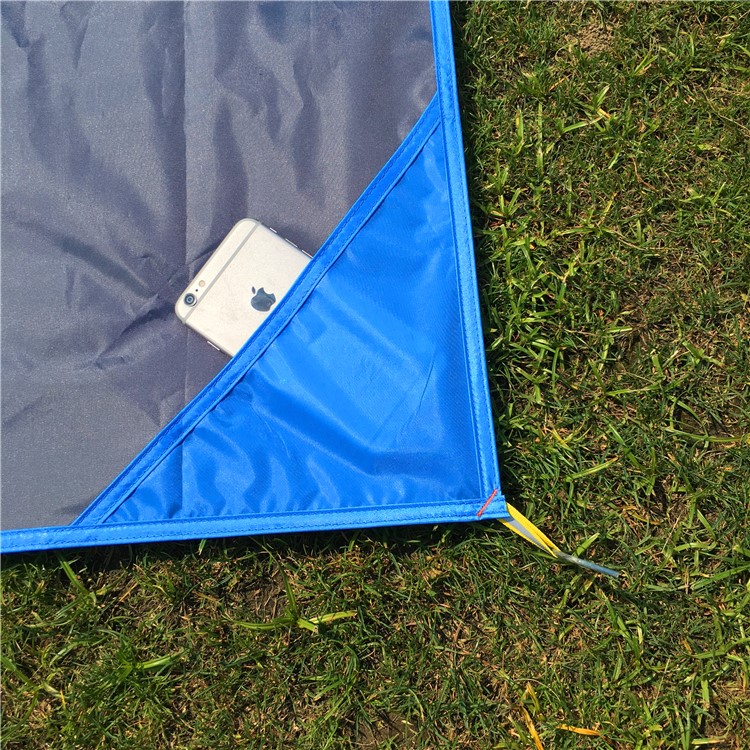 Outdoor 200 x 150cm Waterproof Anti-damp Picnic Mat with Four Pegs - Blue-15