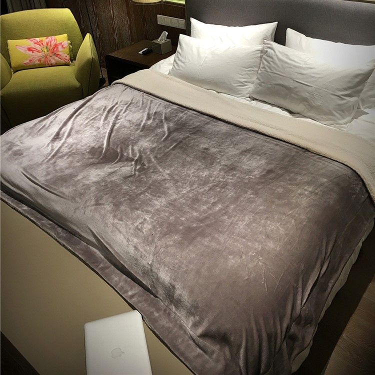 Sherpa Throw Luxury Blanket Reversible Fuzzy Microfiber Warm Blanket for Bed or Couch, Size 150 x 200cm - Light Grey-5