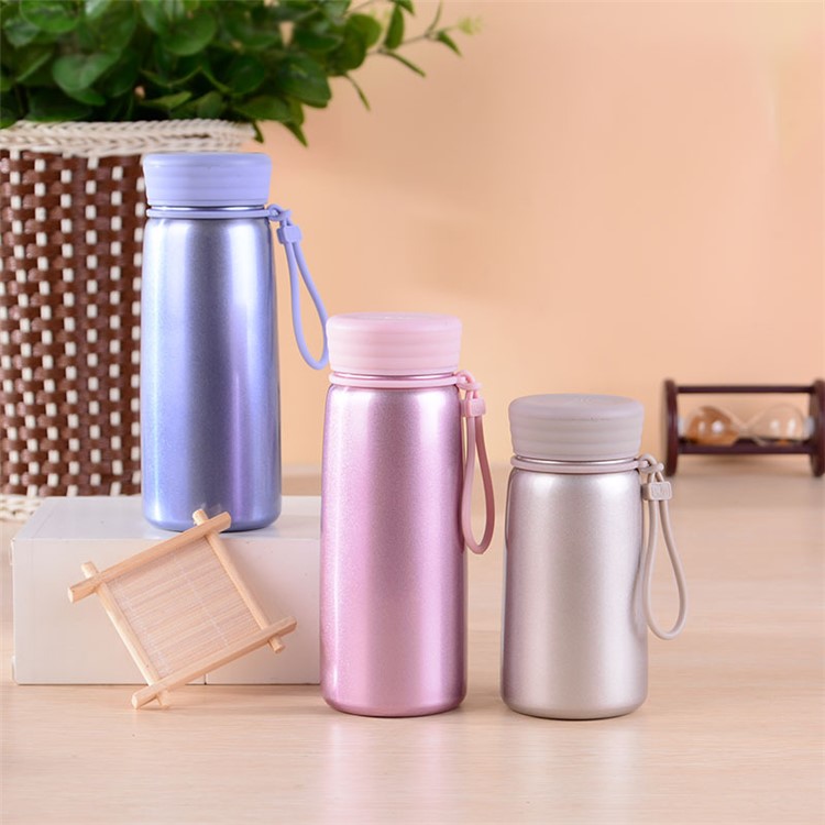 Fashion 304 Stainless Steel Vacuum Water Bottle with Silicone Hand Strap - 300ml / Gold Color-3