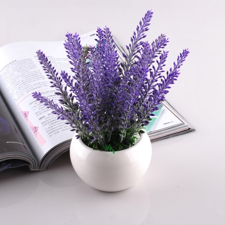 Künstliche Blumen 2pcs / Pack Beflockten Plastiklavendel-Bündelpflanzen, Die Zaumblumenstrauß Innen-im Freienausgangsdekoration Hochhalten-3