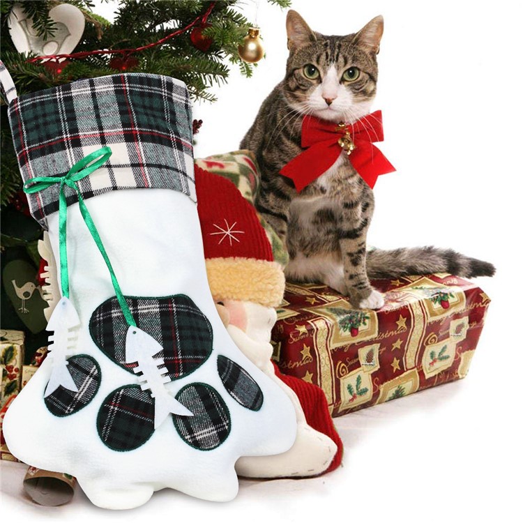 Christmas Stockings Dogs Cat Paw Plaid Xmas Socks New Year Gift Bag - Green Ribbon / Fish Bone-6