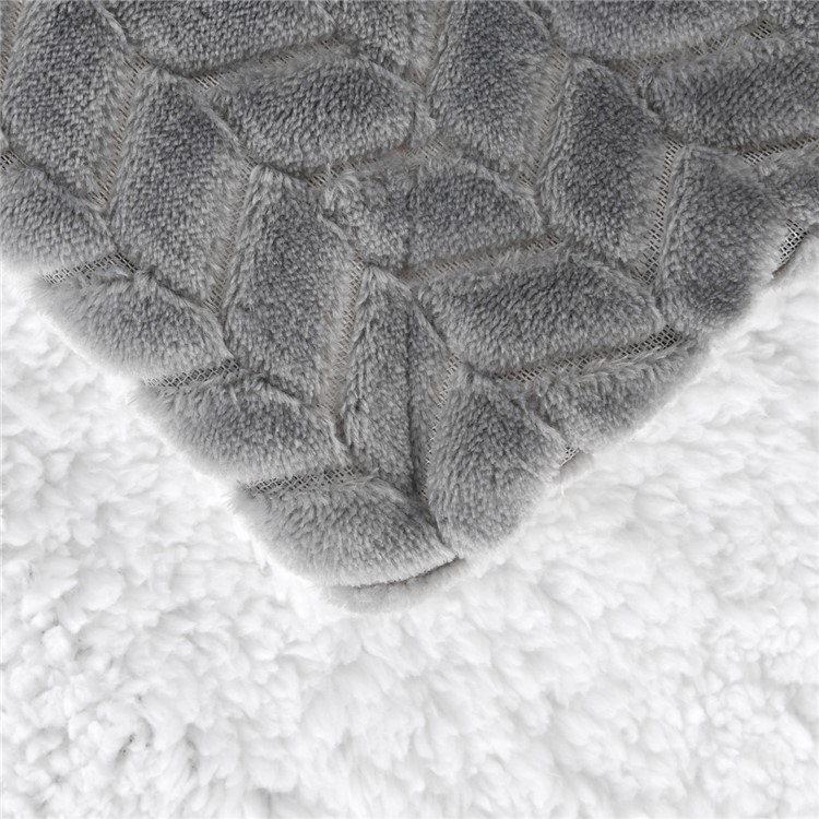 130x160cm Thickening Flannel Lamb Composite Home Office Double-Layer Blanket - Style K-5
