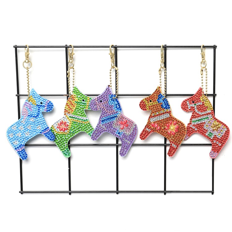 5Pcs Horse-shaped Cute Key Chain Pendant Keychain Holder Keyring Car Hanging Decor Decoration-3