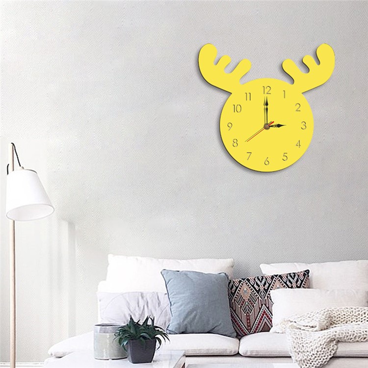 Cute Moose Decorative Quartz Wall Clock Battery Operated Silent Clock for Living Room, Bedroom - Yellow-4