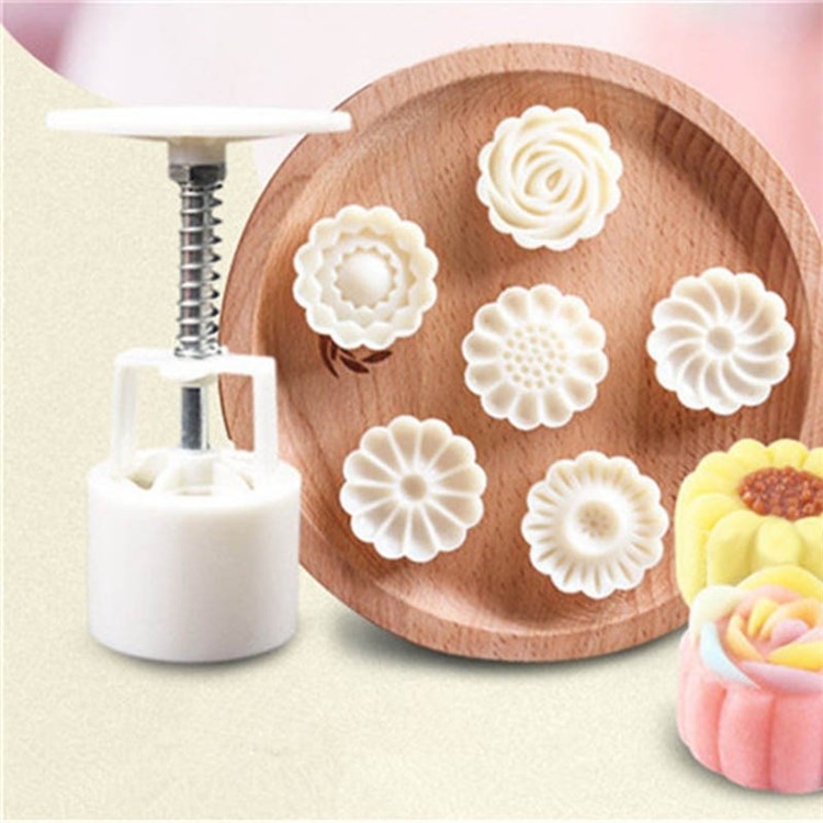 Two Sets Mooncake Maker Mold Homemade Mooncake Kitchen DIY Tool - Triangle and Flower Shape-16