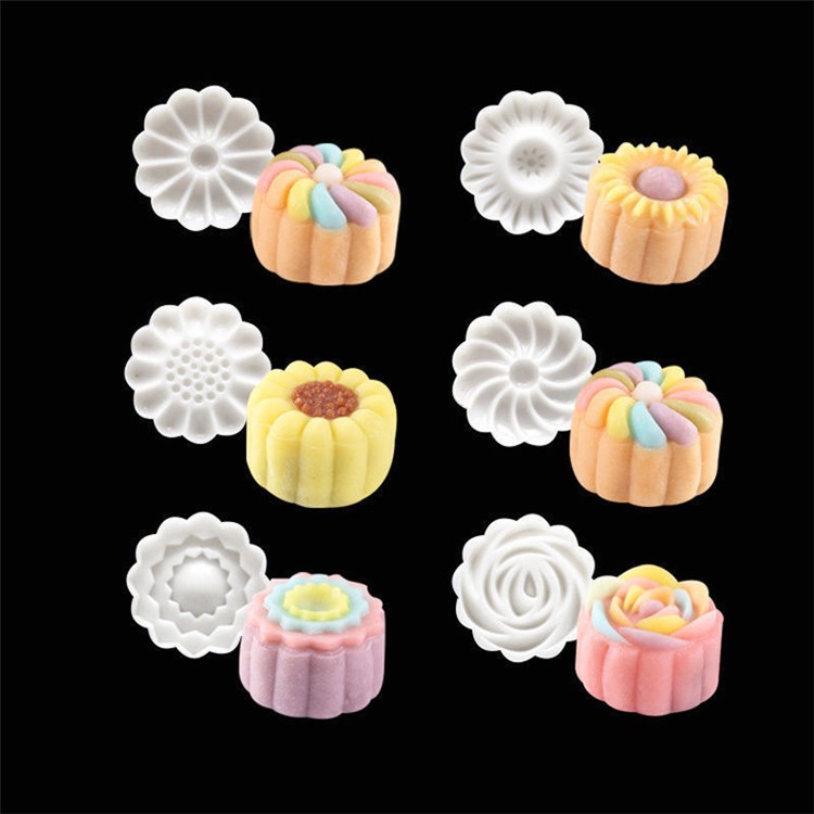 Two Sets Mooncake Maker Mold Homemade Mooncake Kitchen DIY Tool - Triangle and Flower Shape-21