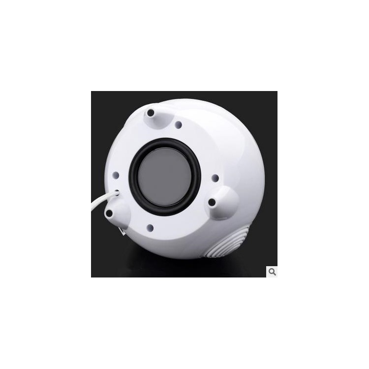 XOOPAR 3D Mini Spaceman Mega Bass Stereo Music Speaker with 3.5mm Plug - White-2