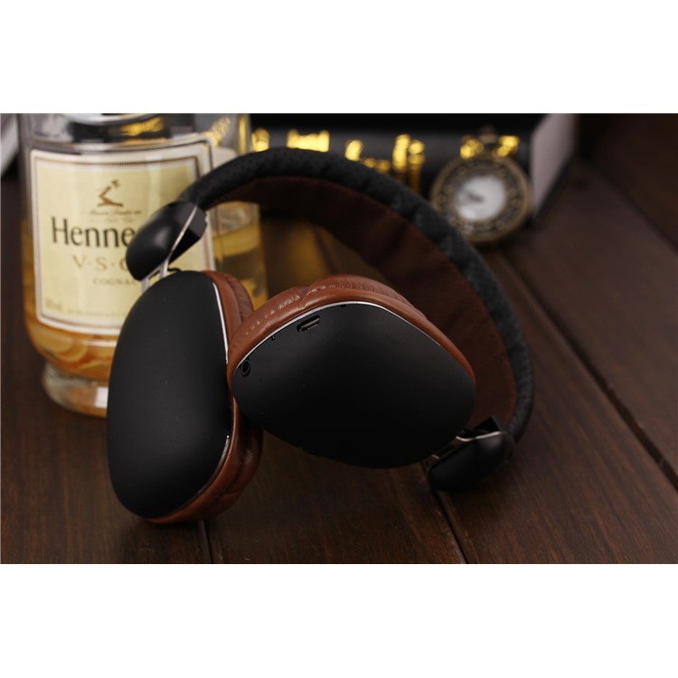 BT-002 Stereo Wireless Headphones with Microphone Over-ear Foldable Portable Headset - Brown / Black-3