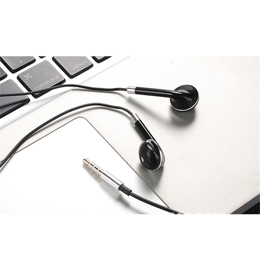 Universal 3.5mm Wired Mega Bass In-ear Headset with Mic for iPhone Samsung Huawei - Black + Silver Color-1