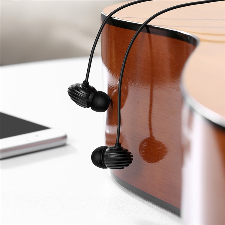 

JOYROOM EL112S Conch Shape 3.5mm In-ear Headset with Microphone for iPhone Samsung - Black