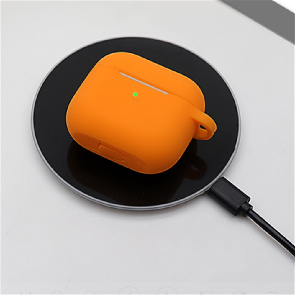 Shockproof Soft Silicone Wireless Earphones Skin Cover with Keychain Hook for Apple AirPods 3 - Green-5