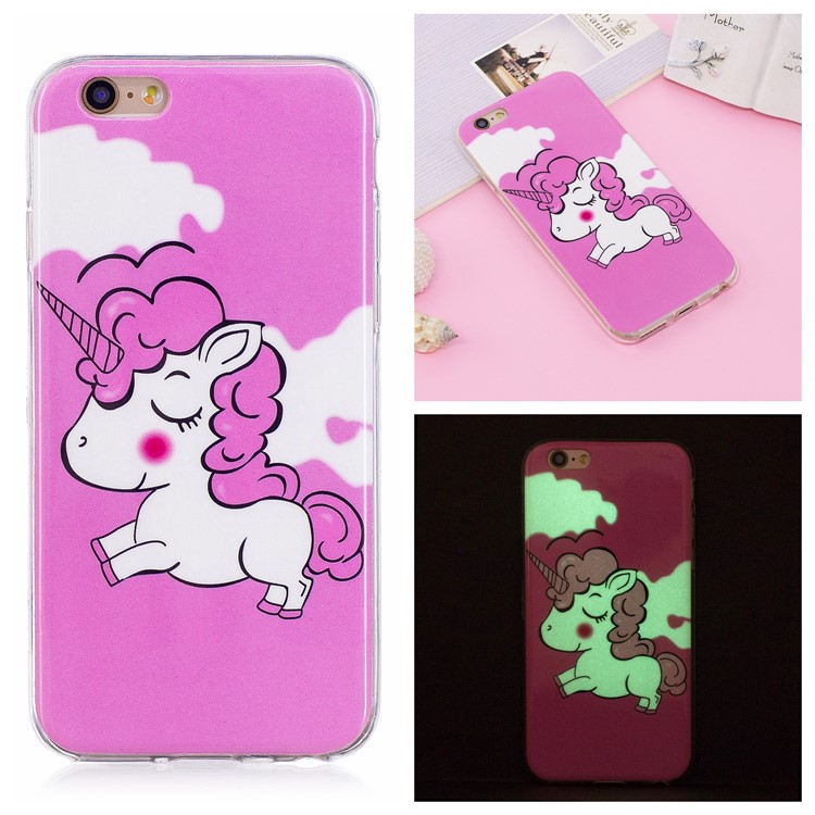 

For iPhone 8/7 4.7 inch Luminous Glow Pattern Printing TPU Back Case - Rose Background and Unicorn