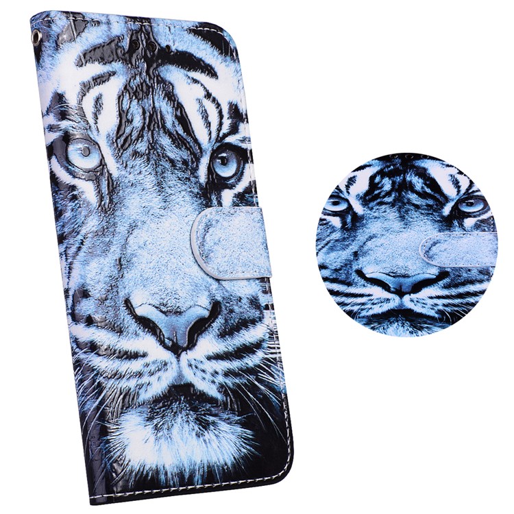

Embossment Pattern PU Leather Case with Card Holder for iPhone 8 / 7 4.7 inch - Tiger Pattern, iPhone 8