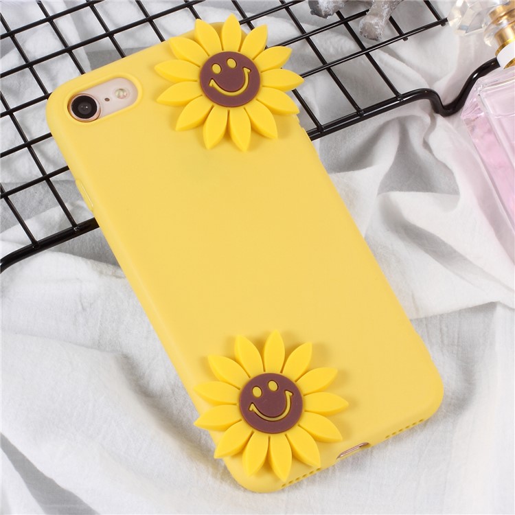

3D Cartoon Pattern Soft TPU Protector Back Shell for iPhone 8/7 4.7 inch - Sunflowers