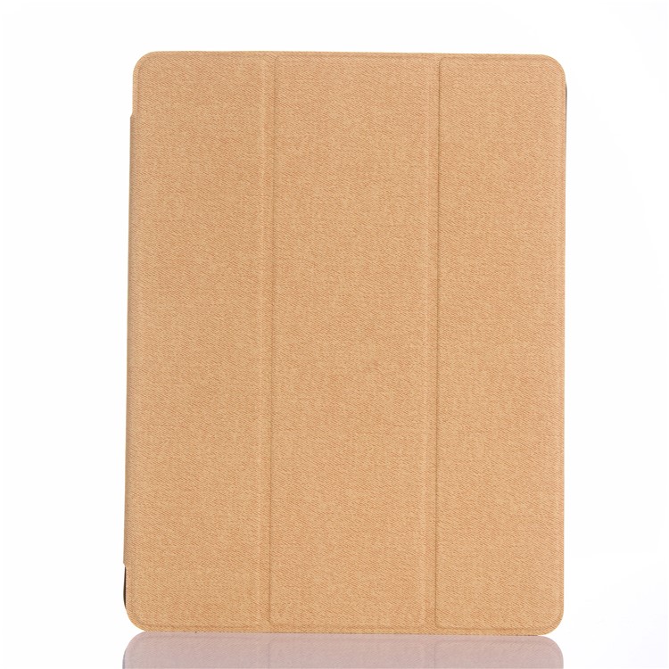 

Canvas Leather Tri-fold Stand Flip Case with Pen Slot for iPad 9.7 (2018)/9.7 (2017) - Gold
