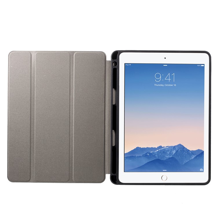 Retro Tri-fold Stand Leather Tablet Case with Pen Slot for iPad Pro 10.5-inch (2017) - Black-7