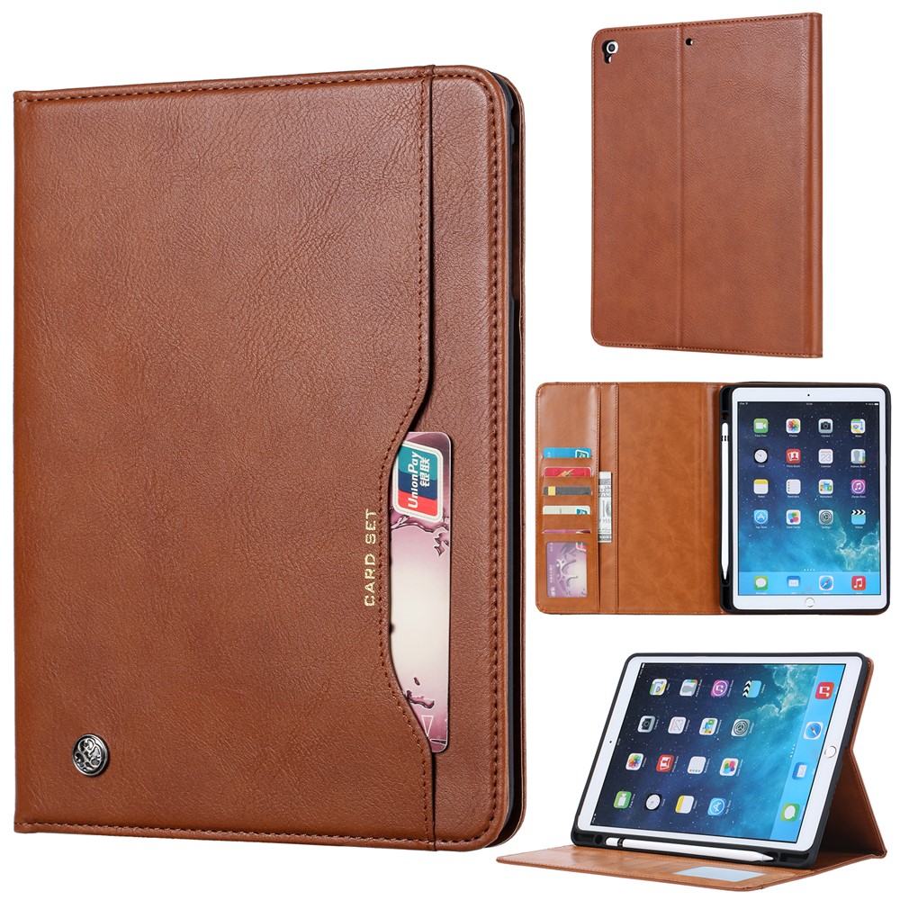 PU Leather Stand Wallet Protective Case with Pen Slot for iPad 9.7-inch (2018)/9.7-inch (2017)/Air/Air 2 - Brown