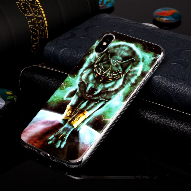 Noctilucent TPU IMD Patterned Protection Phone Case for iPhone X/XS - Wolf-4