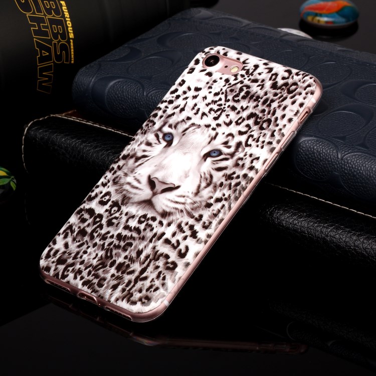 IMD Patterned TPU Luminous Phone Case for iPhone SE (2nd Generation)/8/7 - Leopard-4