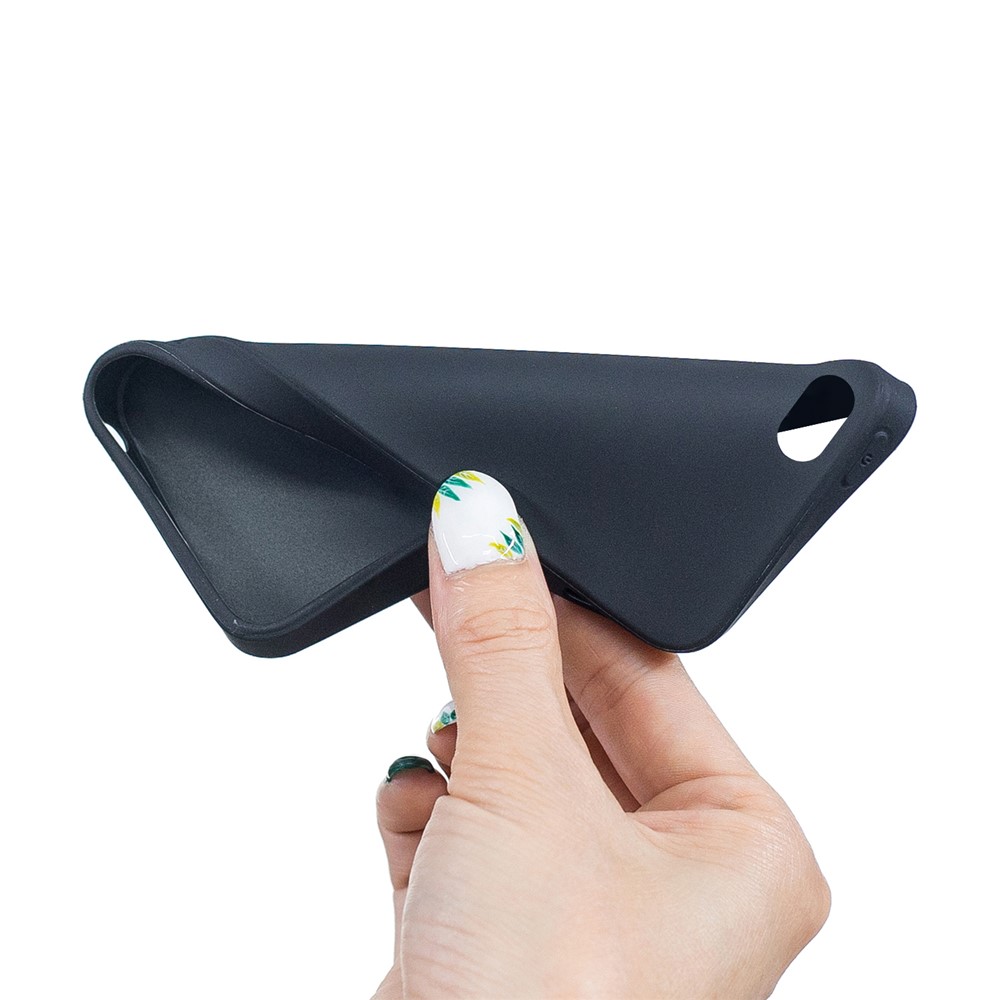Soft TPU Mobile Phone Case for iPhone SE (2nd Generation)/8/7 - Black-3