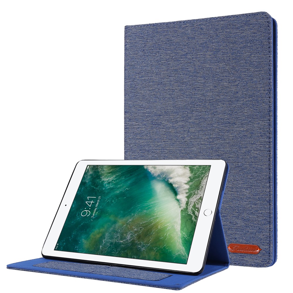Cloth Texture Card Slots Stand Leather Flip Case for iPad 10.2 (2021)/(2020)/(2019) - Blue
