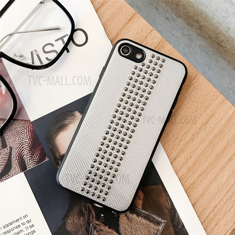 Rivet Style PU Leather Coated TPU PC Hybrid Shell for Apple iPhone 8/7/SE (2nd Generation) - Grey-1
