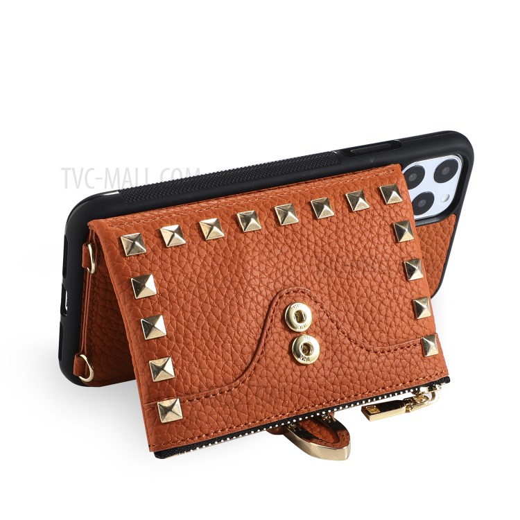 La Decoración Del Remache Ranuras Para Tarjetas De La Cubierta Del Cuero Del Híbrido Múltiple Para IPhone 11 Pro Máximo De 6,5 Pulgadas - Marrón-4
