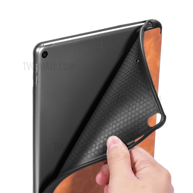 DG.MING See Series Cover Auto Wake & Sleep Leather Shell for Apple iPad Air 10.5 inch (2019) - Brown-15
