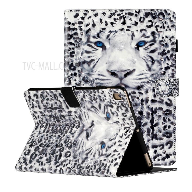 Light Spot Decor Patterned PU Leather Shell Stand Shell Tablet Cover for iPad Air 2/Air (2013)/9.7-inch (2018) - Scary Leopard-1