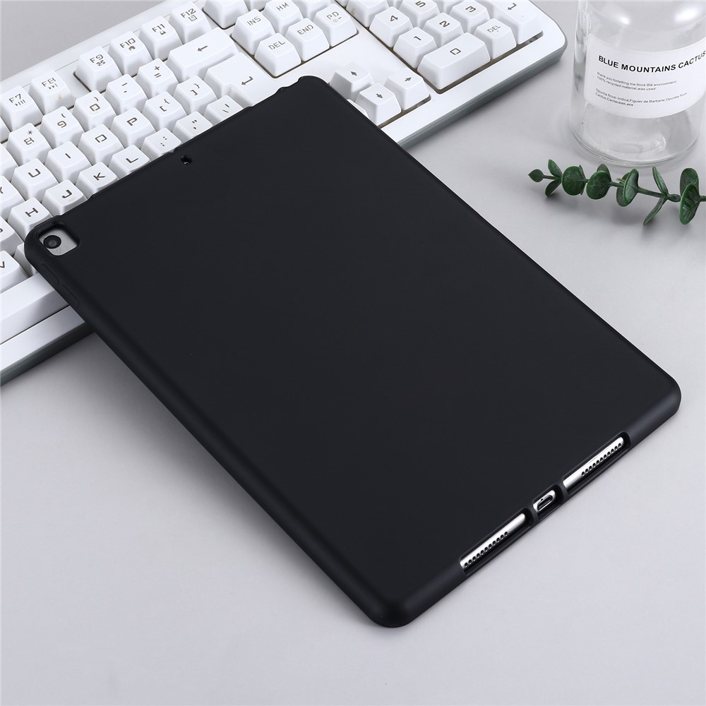 Liquid Silicone Gel Rubber Shockproof Slim Shell Full Body Protection Cover for iPad 10.2 (2020) / (2019) - Black-10