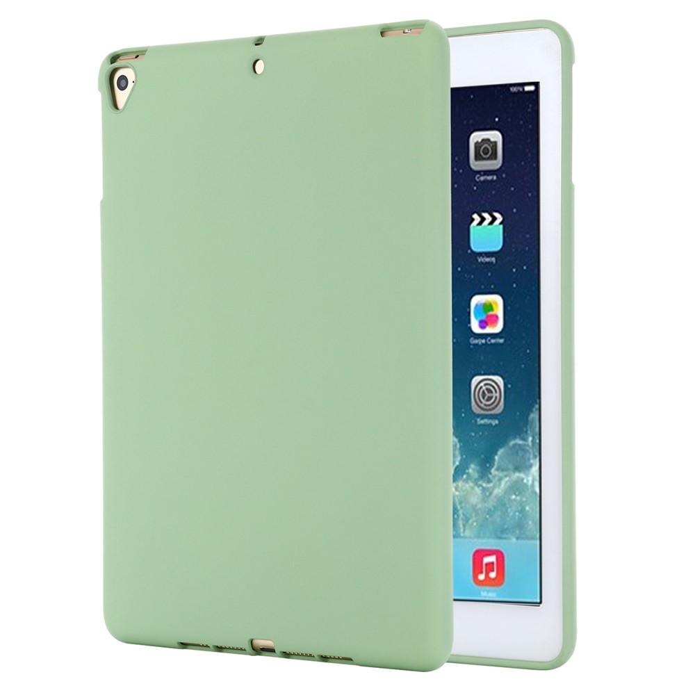 For iPad 9.7-inch (2018)/(2017)/iPad 5 Full Body Slim Soft Liquid Silicone Shockproof Protective Case - Green