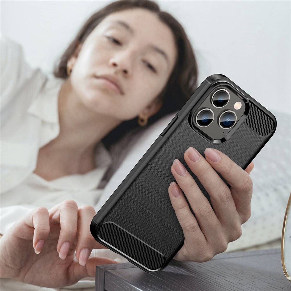 For iPhone 14 Pro Max 6.7 inch Protective Slim Case Brushed Carbon Fiber Texture TPU Case Anti-Drop Mobile Phone Cover - Black-7