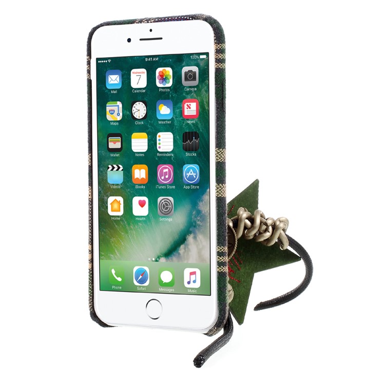 Grid Pattern Cloth Coated Hard Phone Case with Tassels Pendant Decoration for iPhone 7 Plus - Green-3