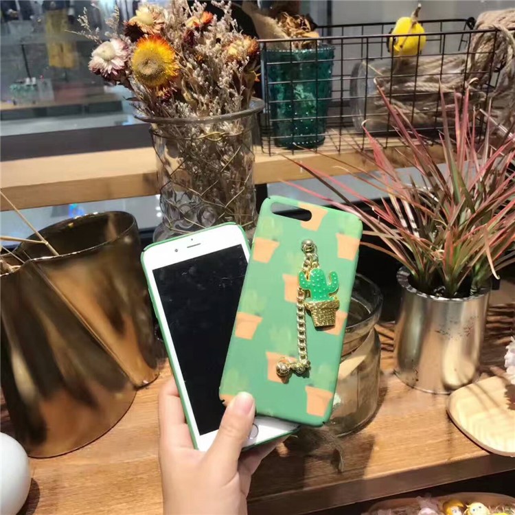 Cactus Embossment Pattern Noctilucent PC Phone Case with Cactus Pendant for iPhone 7 Plus 5.5 inch-7