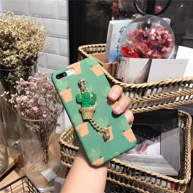 Cactus Embossment Pattern Noctilucent PC Phone Case with Cactus Pendant for iPhone 7 Plus 5.5 inch-8