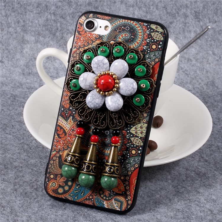 Ethnic Style Beads Pendant Patterned Hard Phone Case for iPhone 7 4.7 inch - Green-1