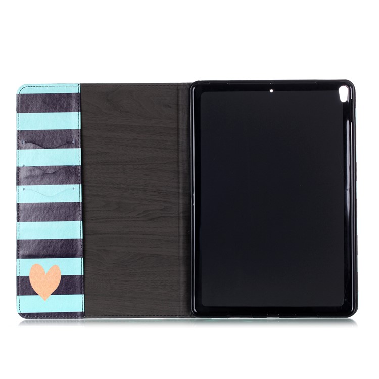 Pattern Printing Leather Protective Cover with Stand for iPad Air 10.5 (2019) / Pro 10.5-inch (2017) - Heart and Lines-3