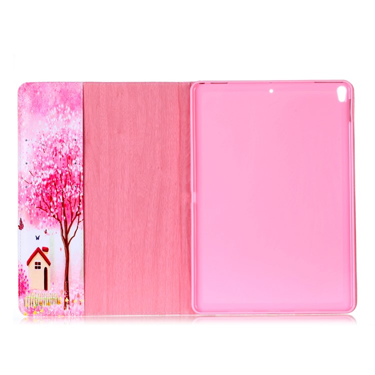 Pattern Printing Leather Phone Casing with Stand for iPad Air 10.5 (2019) / Pro 10.5-inch (2017) - Tree and House-3