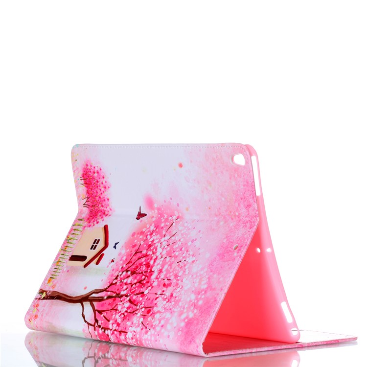 Pattern Printing Leather Phone Casing with Stand for iPad Air 10.5 (2019) / Pro 10.5-inch (2017) - Tree and House-5