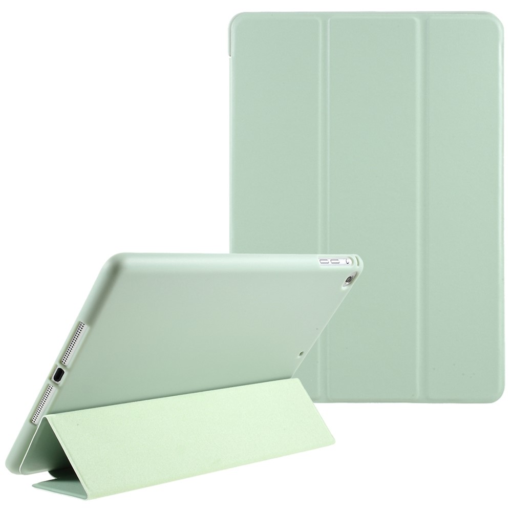 Scratch-Resistant PU Leather + Soft Silicone Back Shell Tri-fold Stand Cover for iPad 9.7-inch (2018)/(2017) - Green