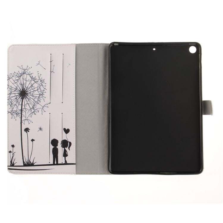 Pattern Printing Smart PU Leather Tablet Cover Casing for iPad 9.7 (2018) / 9.7 (2017) - Dandelion and Lovers-10